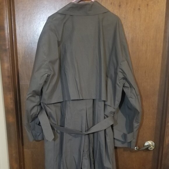 London Fog size 46 Reg green trench coat - Picture 7 of 9